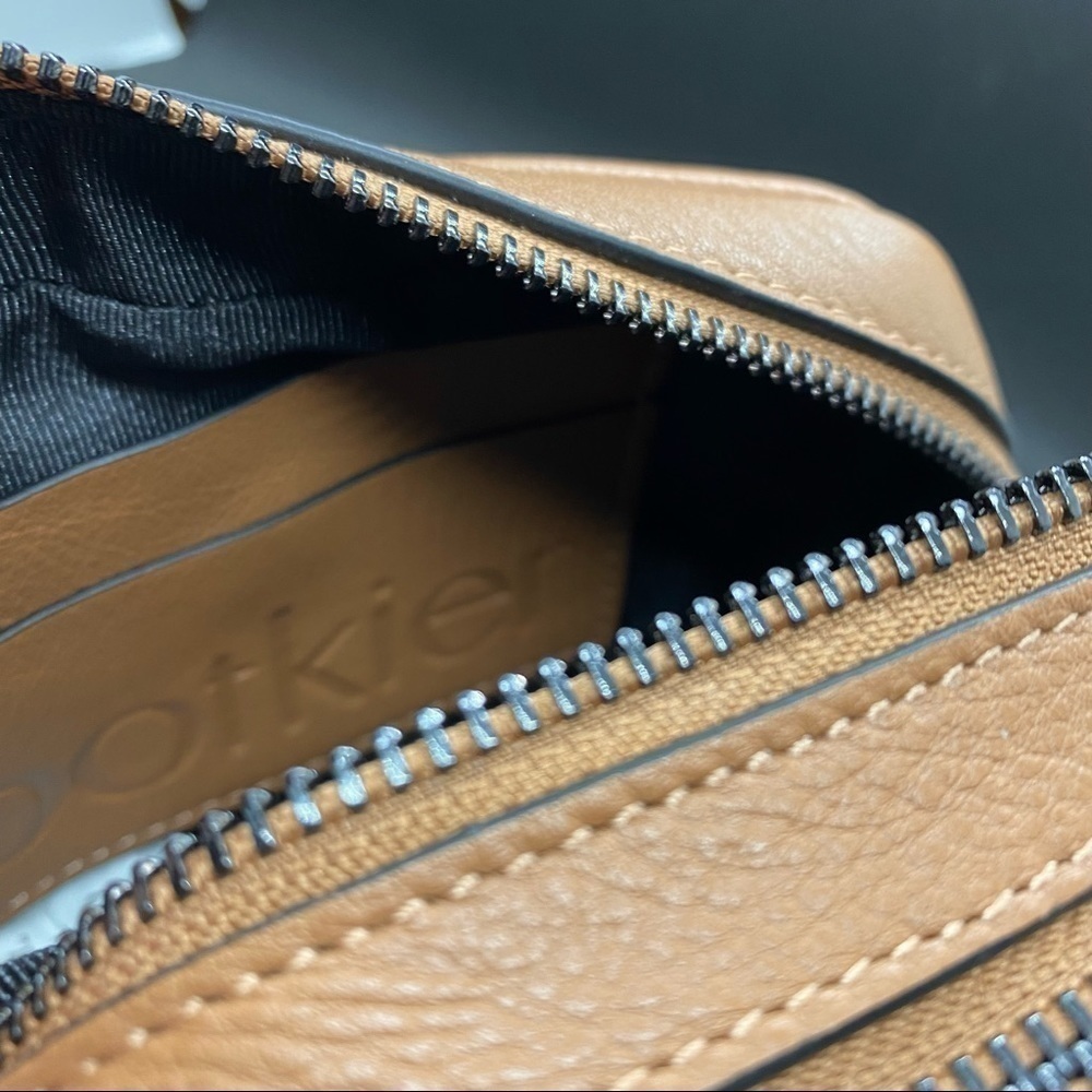 Botkier Small Leather mini camera Crossbody Bag - Picture 8 of 9